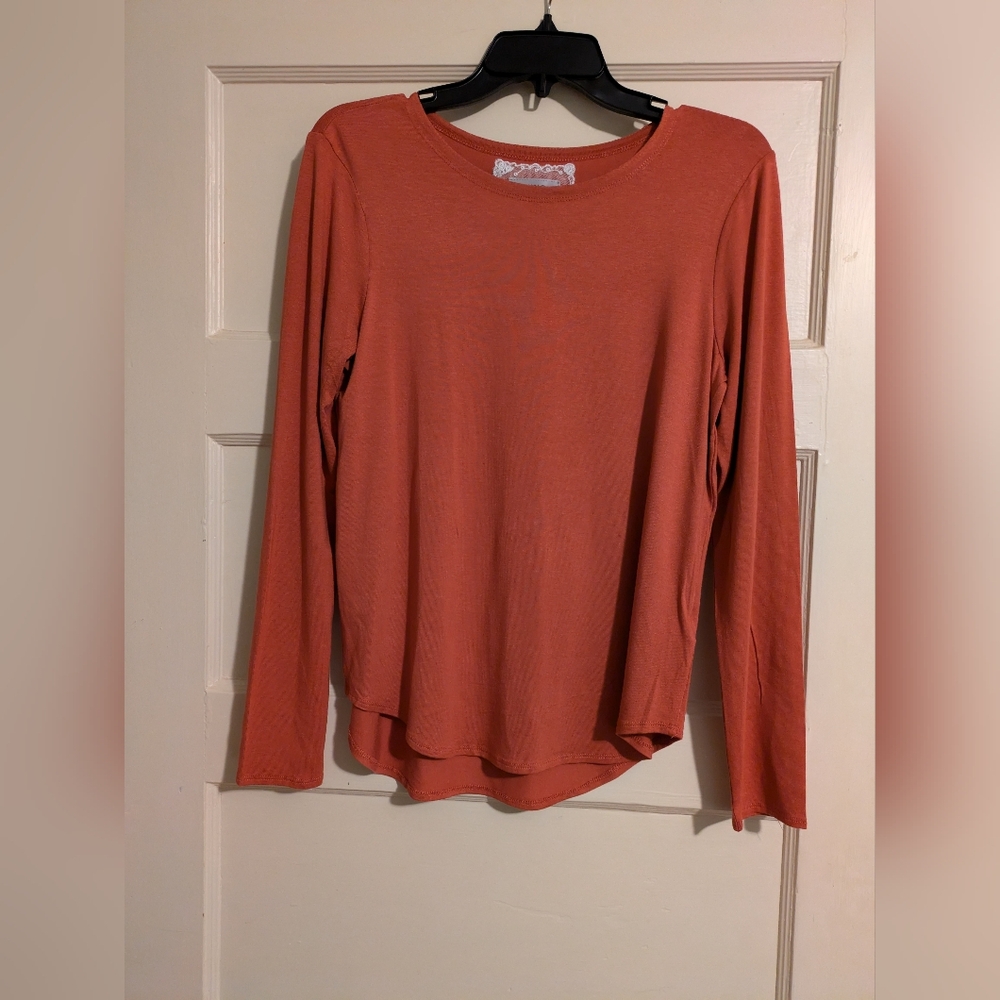 Long sleeve red orange top NWT